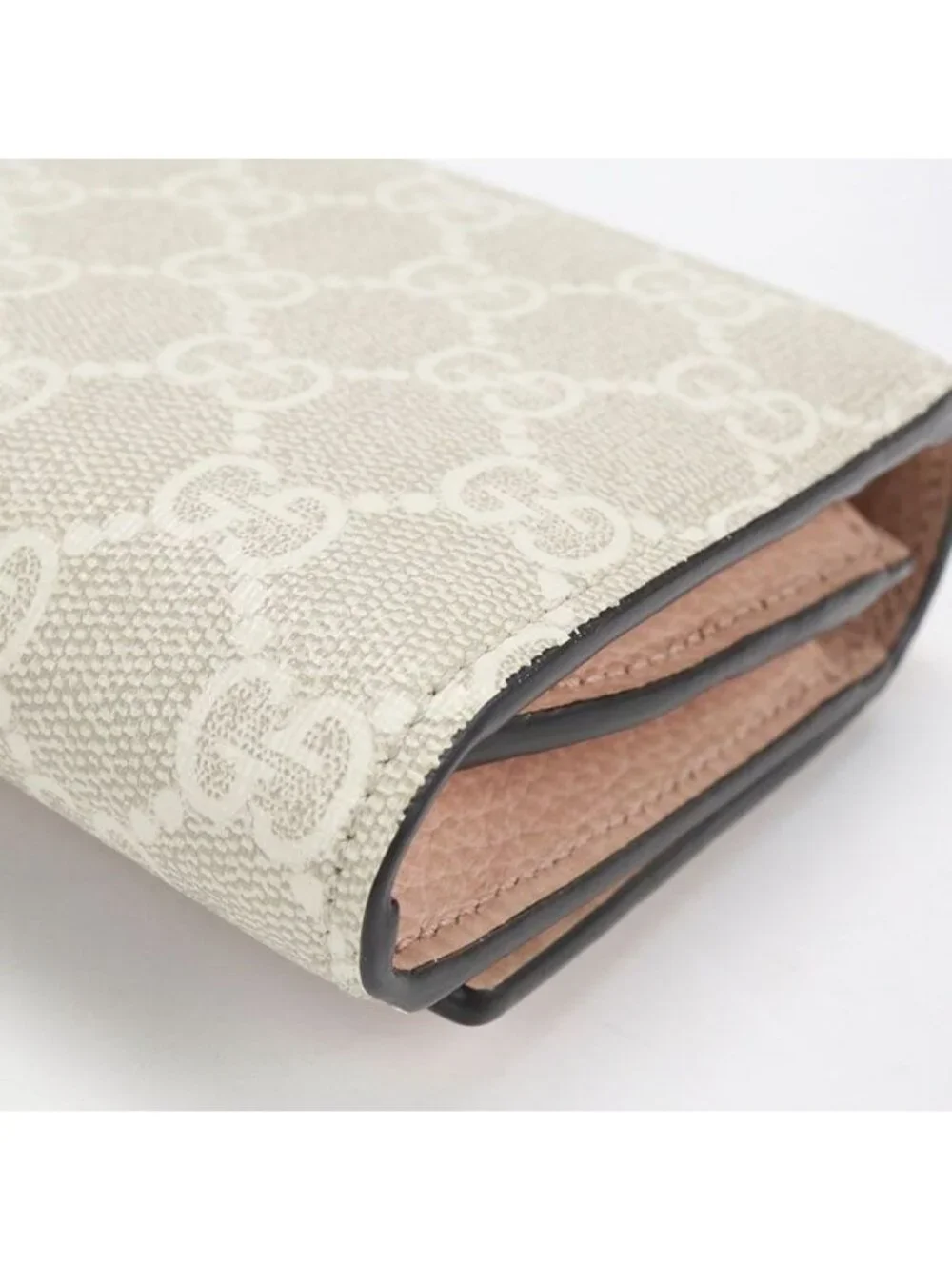 Gucci Compact Wallet Double Bifold GG Supreme